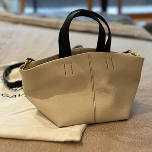 Mansur Gavriel Mini Tulipano